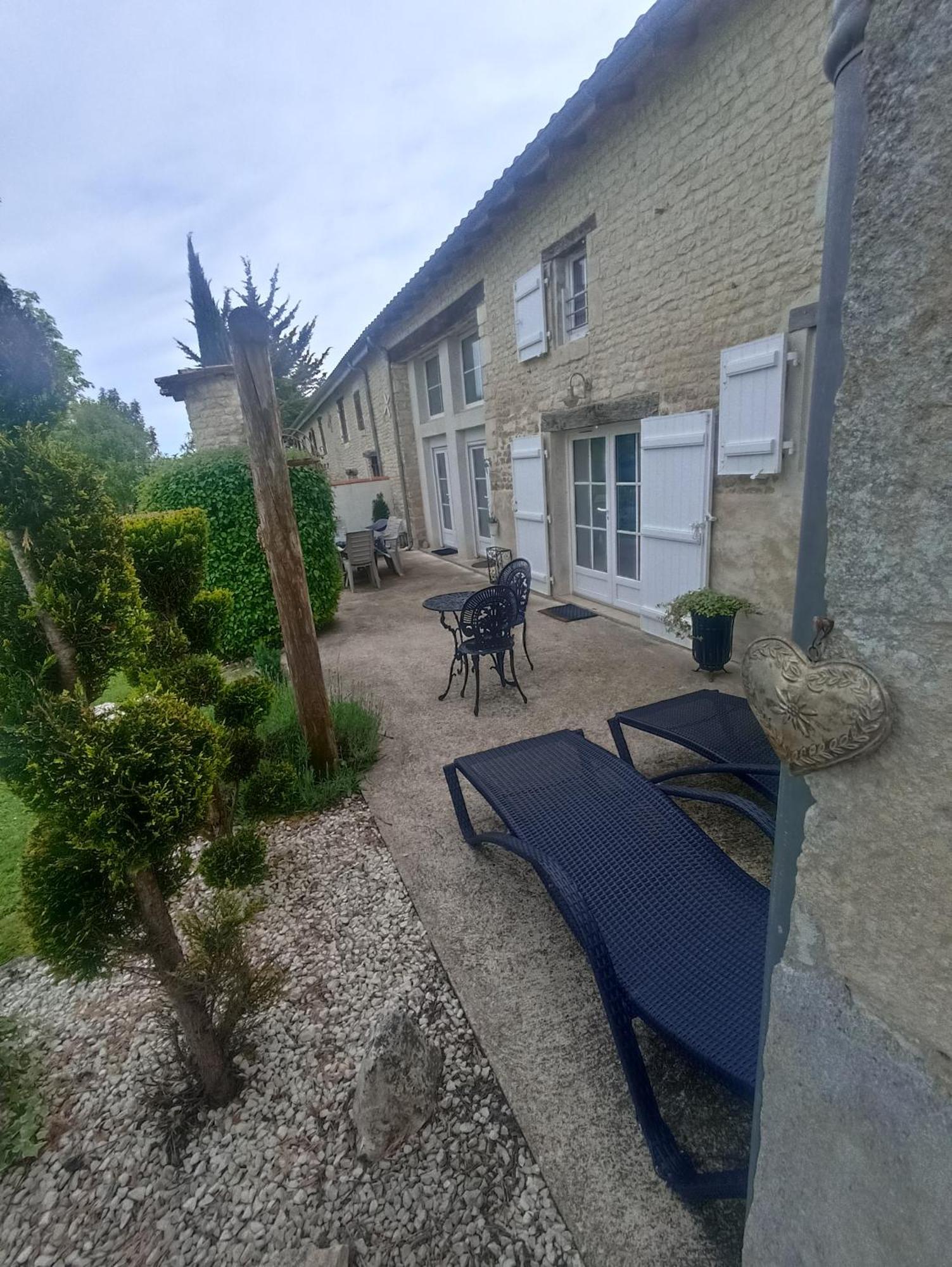 Gite De Charme Dans Ancienne Seigneurie Le Pin-Saint-Denis Екстериор снимка